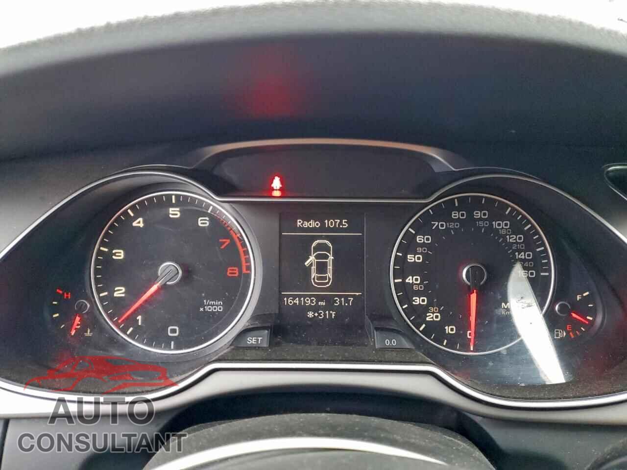 AUDI A4 2013 - WAUDFAFL1DA119728