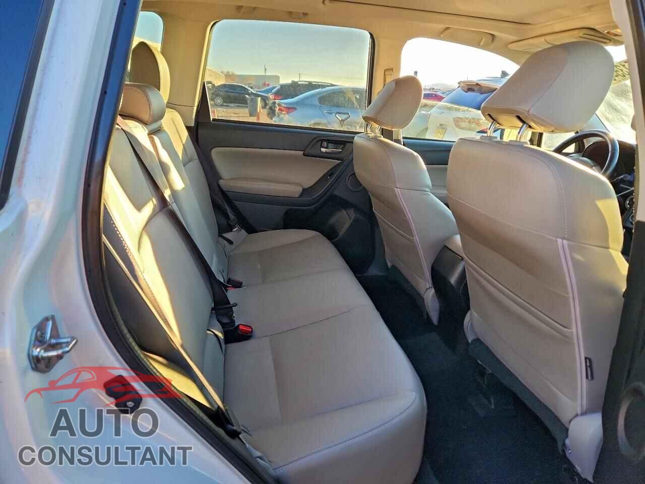 SUBARU FORESTER 2015 - JF2SJAUC9FH412588