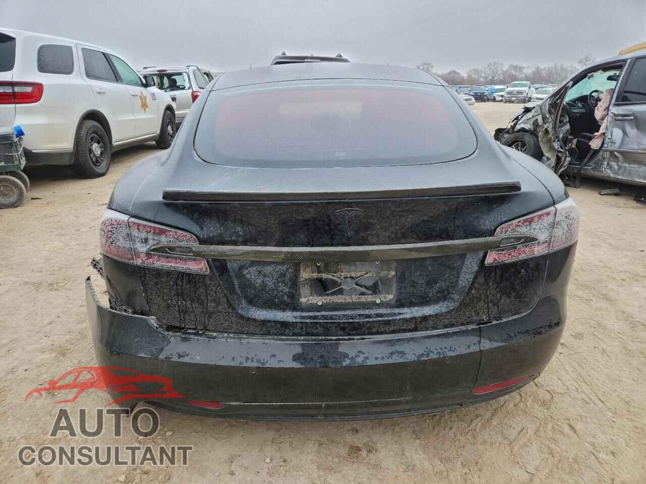 TESLA MODEL S 2017 - 5YJSA1E14HF189679