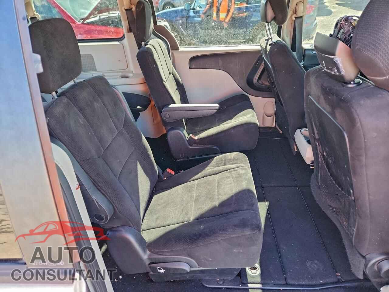 DODGE CARAVAN 2011 - 2D4RN3DG8BR696569