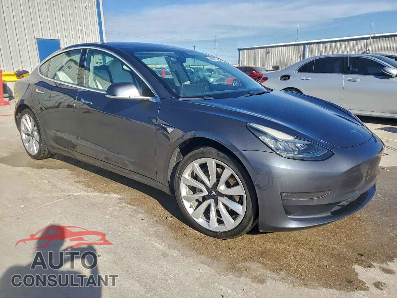 TESLA MODEL 3 2018 - 5YJ3E1EA6JF169075