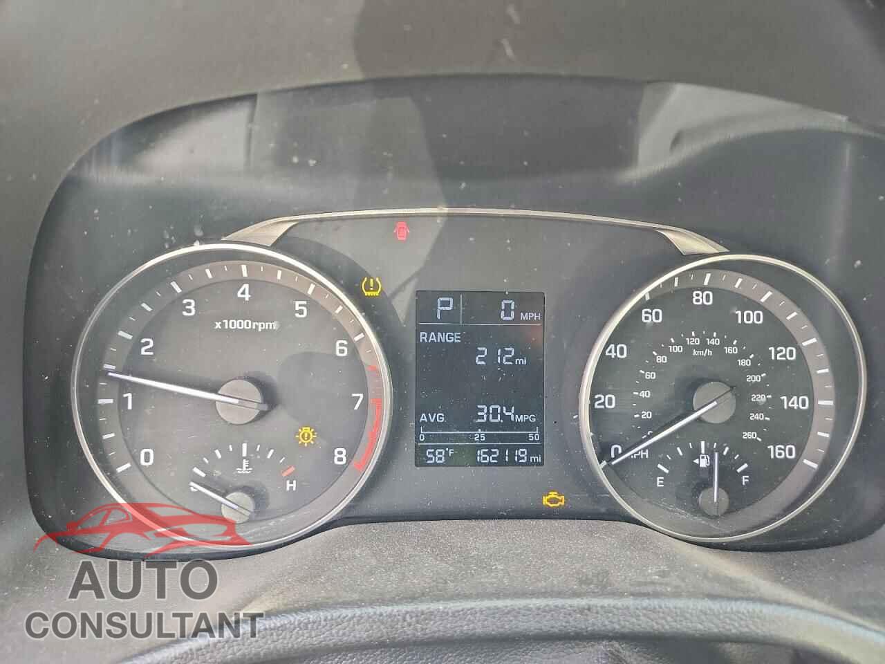 HYUNDAI ELANTRA 2017 - 5NPD74LF4HH205193