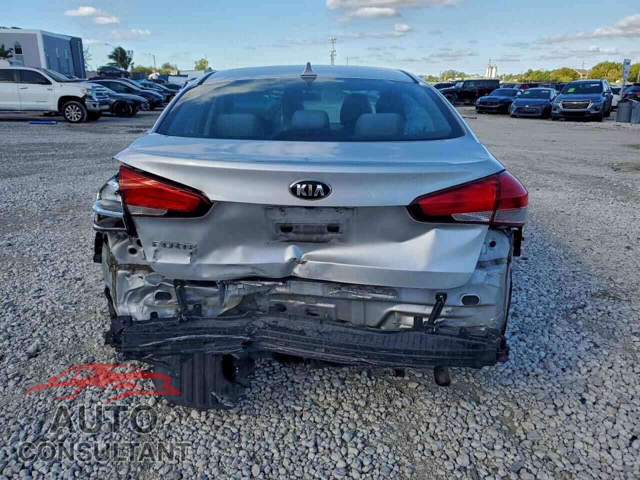 KIA FORTE 2017 - 3KPFL4A70HE021633