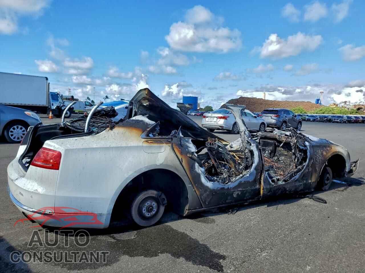 AUDI A8 2011 - WAURVAFD8BN012747