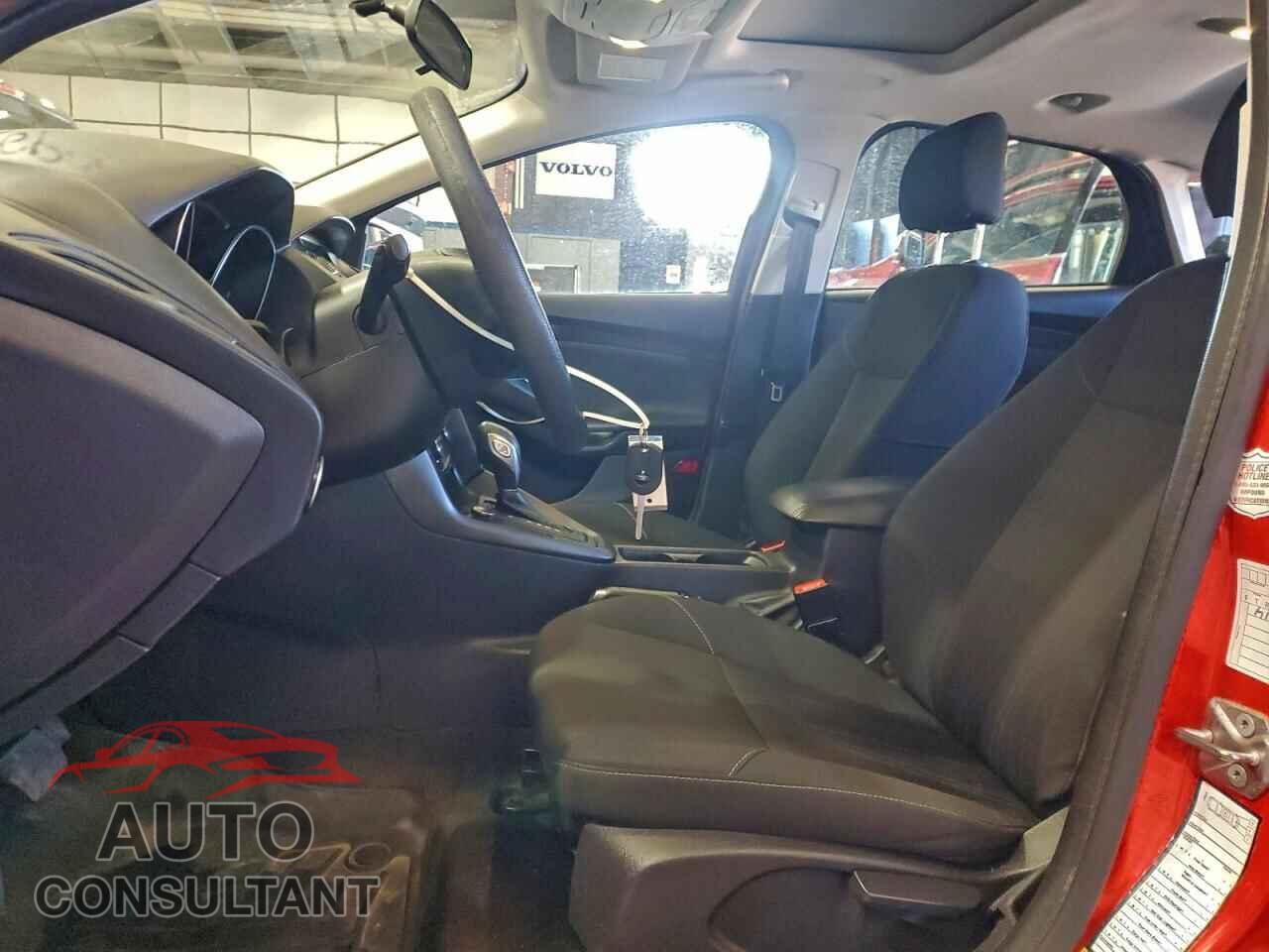 FORD FOCUS 2017 - 1FADP3M26HL248120