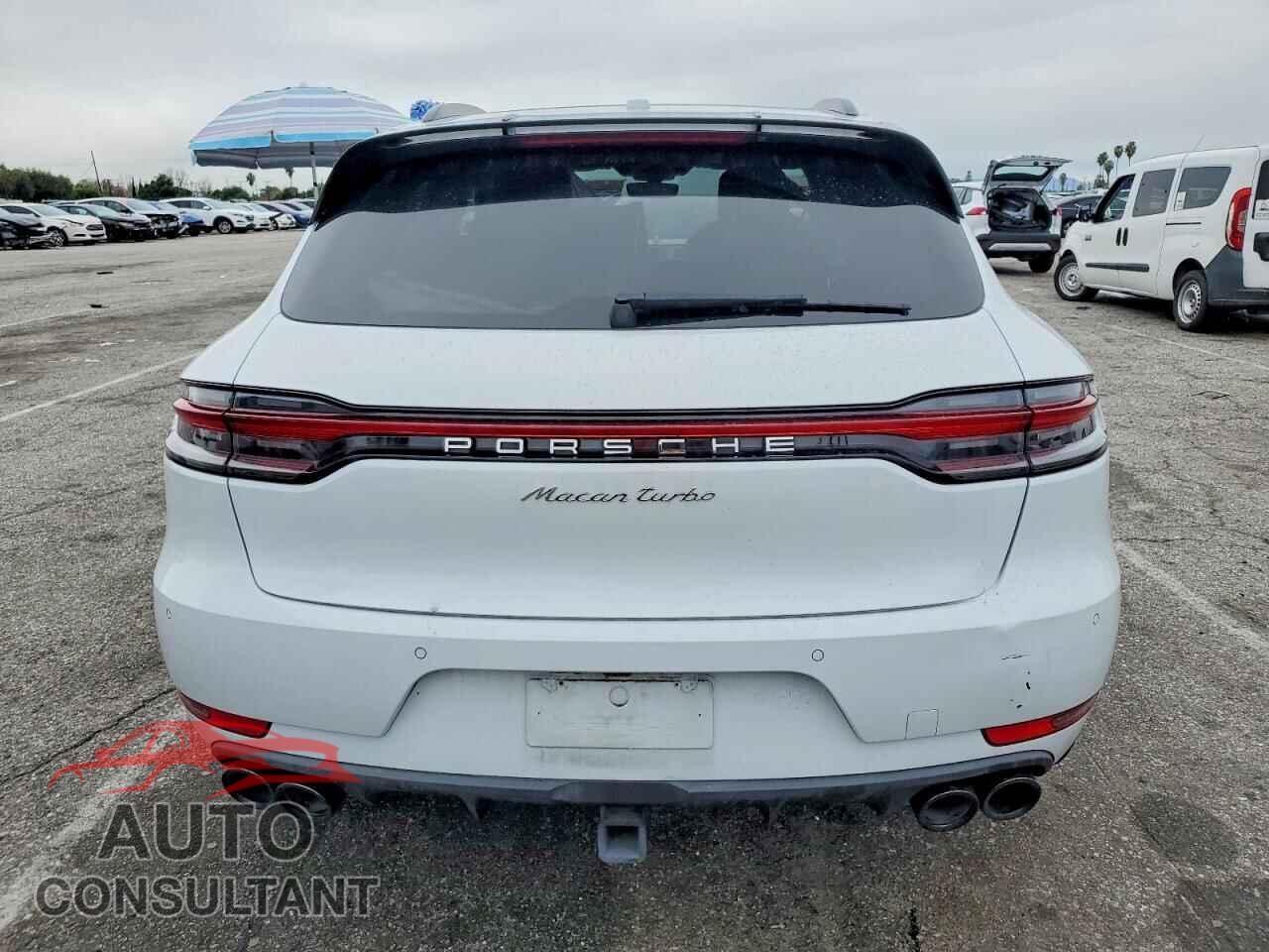 PORSCHE MACAN 2021 - WP1AF2A50MLB60391