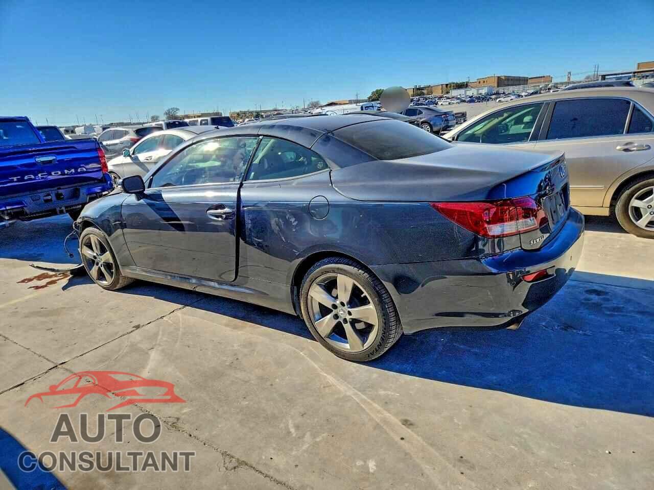 LEXUS IS 2011 - JTHFF2C23B2519390