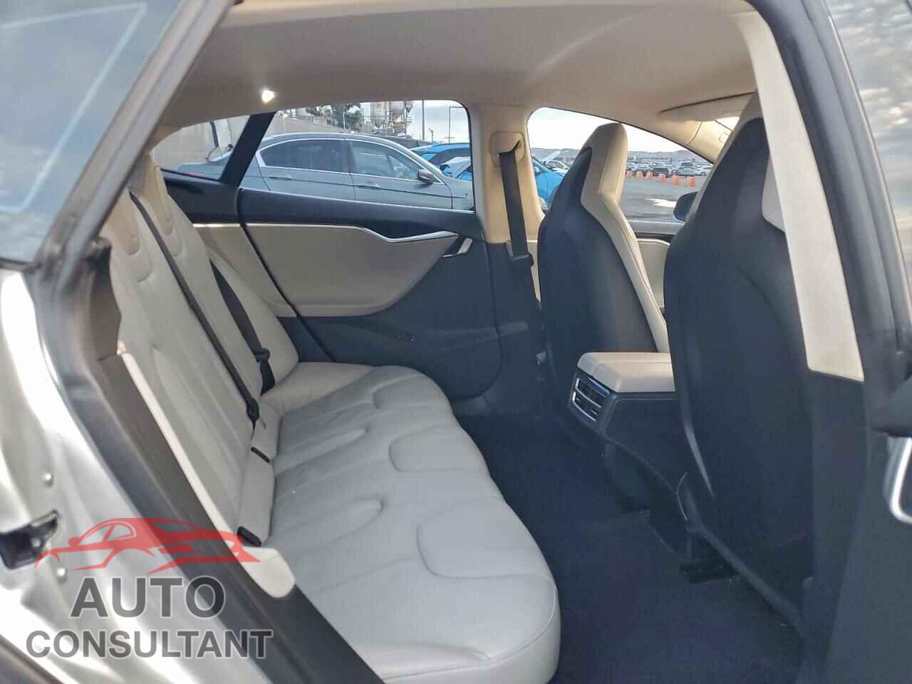 TESLA MODEL S 2014 - 5YJSA1H14EFP36795
