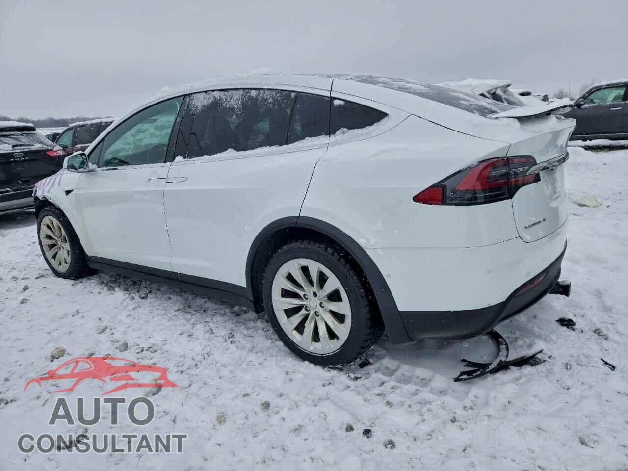 TESLA MODEL X 2018 - 5YJXCBE25JF122190