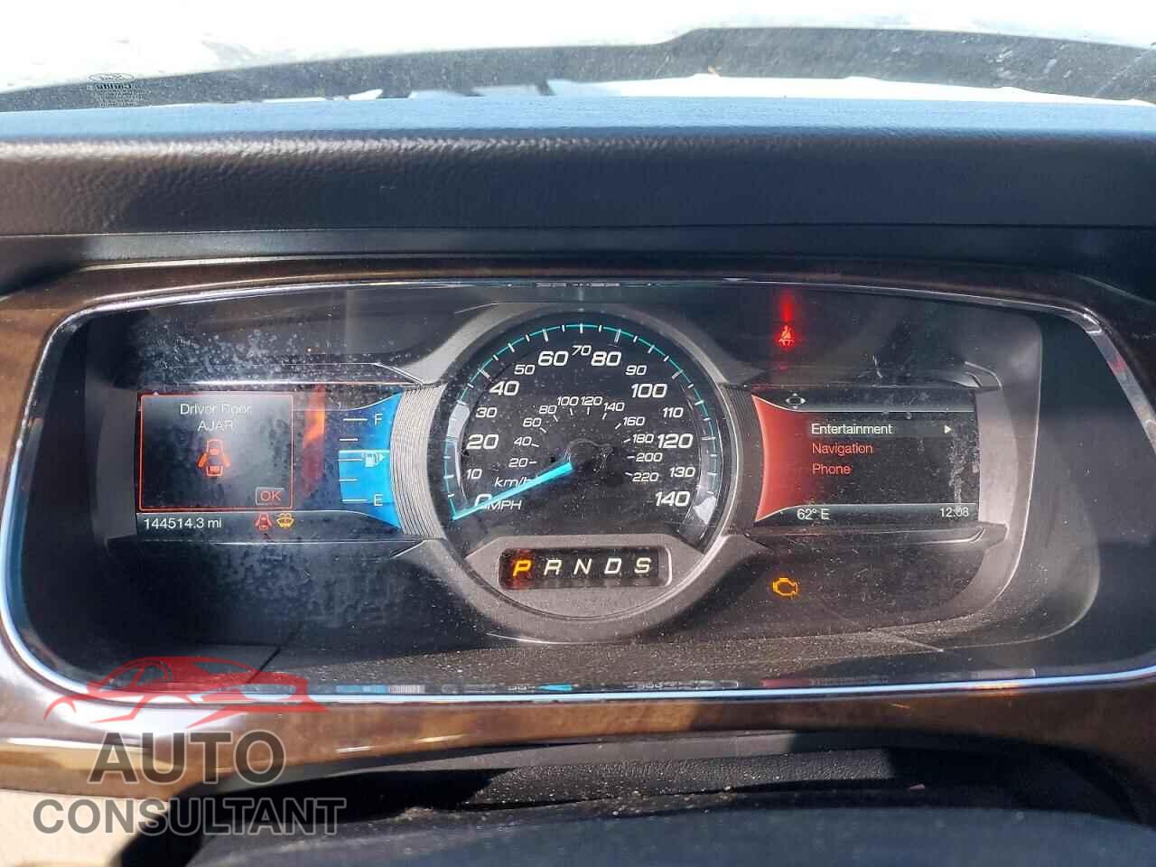 FORD TAURUS 2015 - 1FAHP2F87FG103526