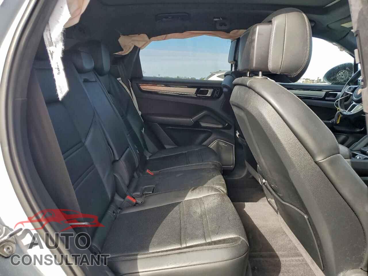 PORSCHE CAYENNE 2020 - WP1AB2AY4LDA27681