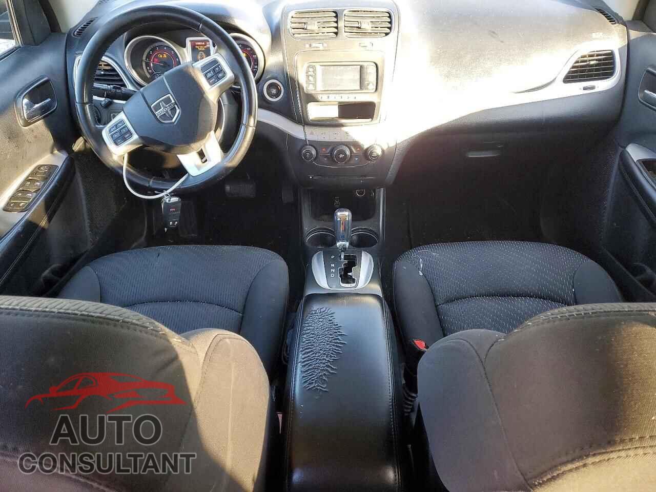 DODGE JOURNEY 2017 - 3C4PDCBB5HT508028