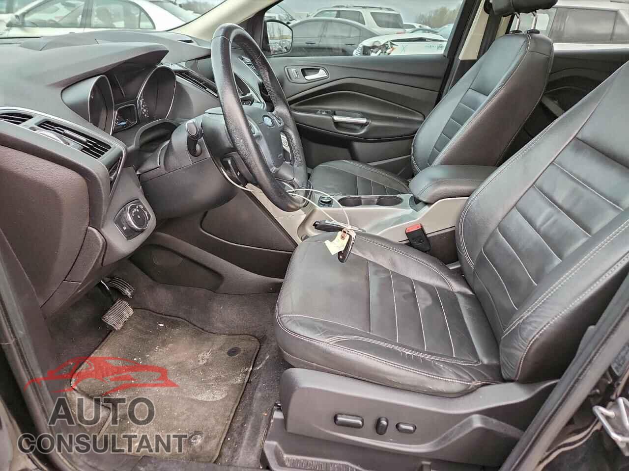 FORD ESCAPE 2013 - 1FMCU0H94DUC14567