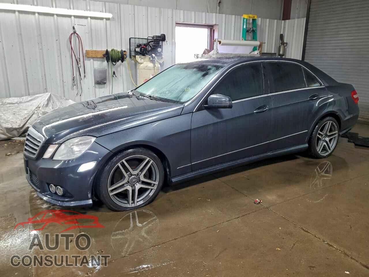 MERCEDES-BENZ E-CLASS 2010 - WDDHF8HB7AA095339