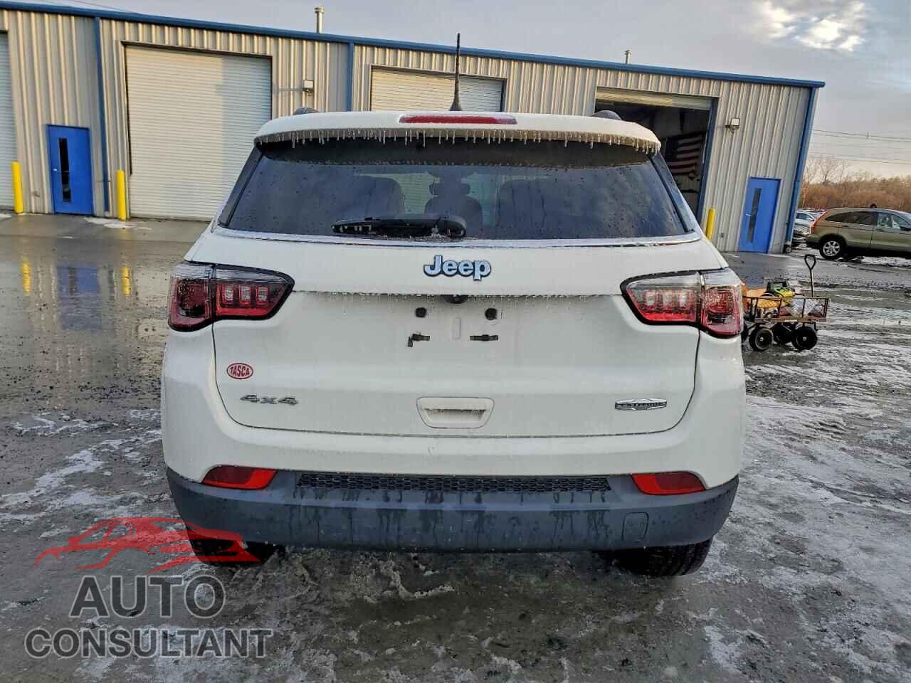 JEEP COMPASS 2017 - 3C4NJDBB8HT620649