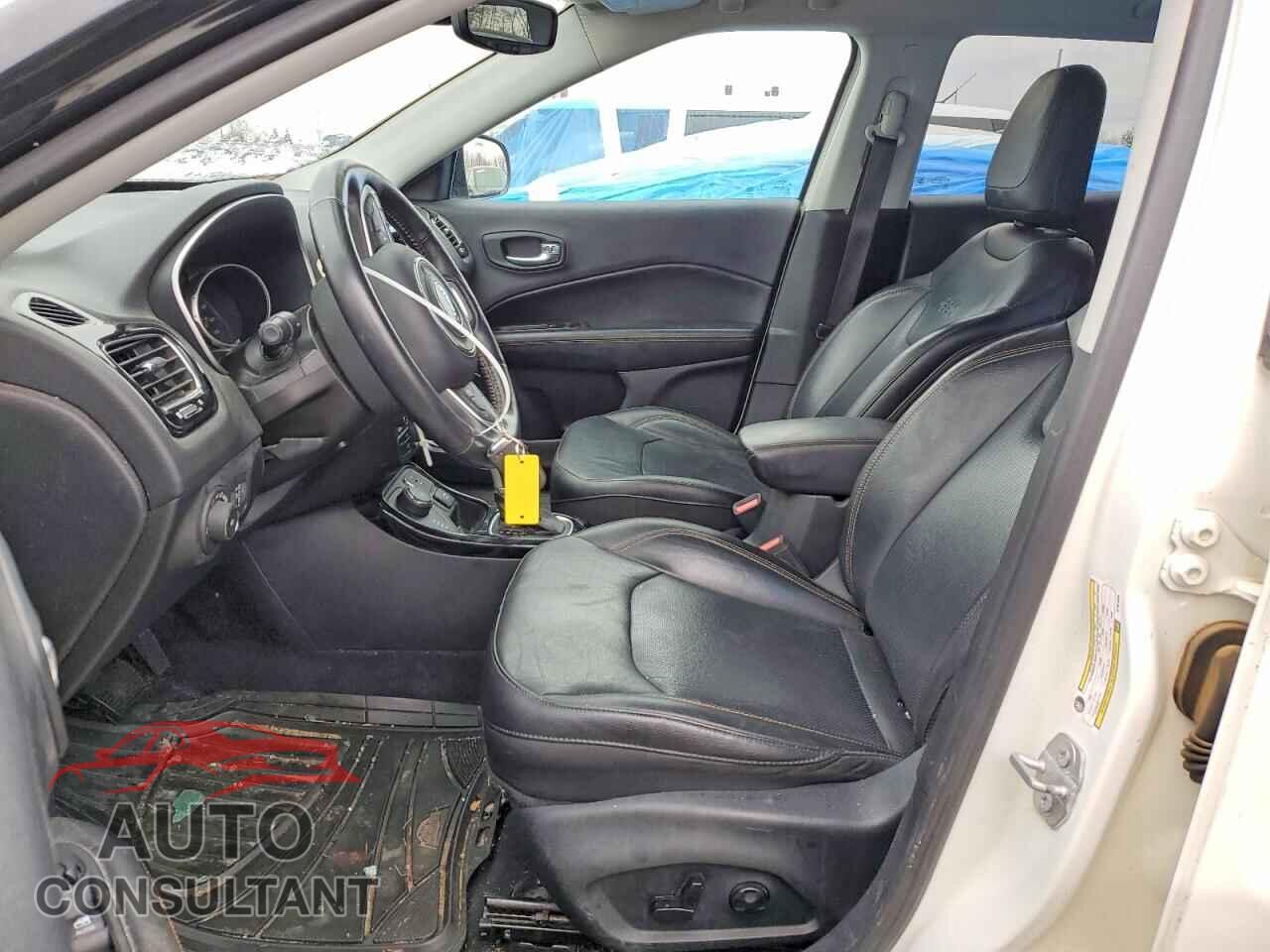JEEP COMPASS 2019 - 3C4NJDCB4KT661348