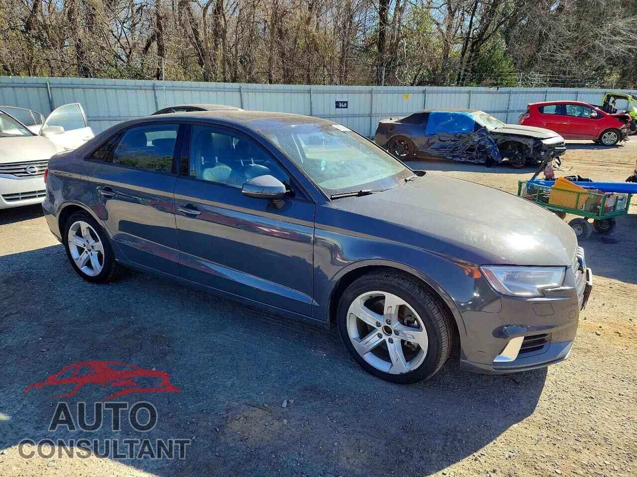 AUDI A3 2017 - WAUB8GFF1H1009055