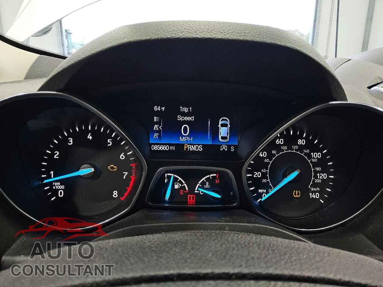 FORD ESCAPE 2017 - 1FMCU9GD1HUB93953