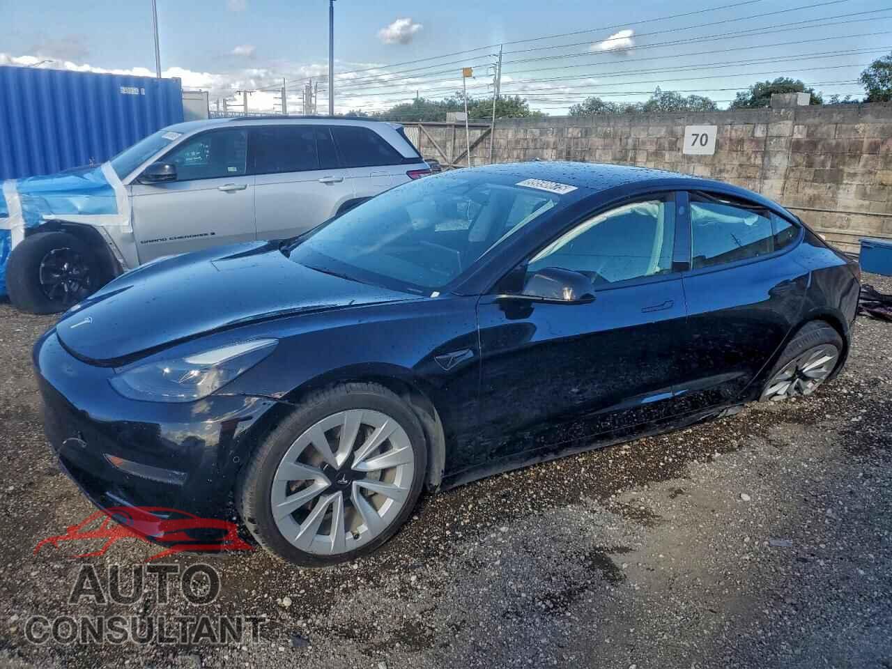TESLA MODEL 3 2022 - 5YJ3E1EA2NF372387