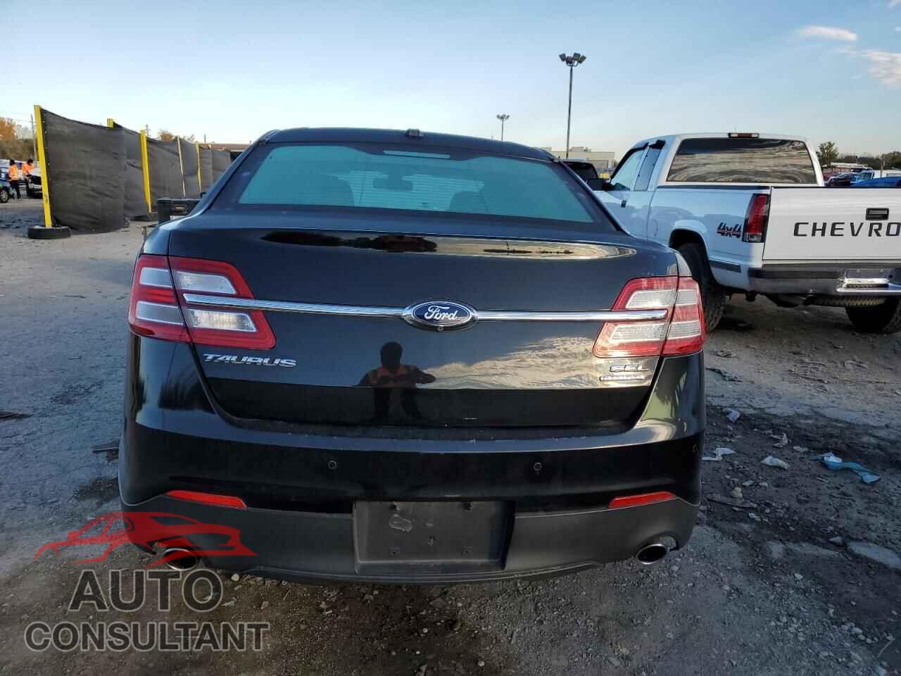 FORD TAURUS 2015 - 1FAHP2E89FG184031