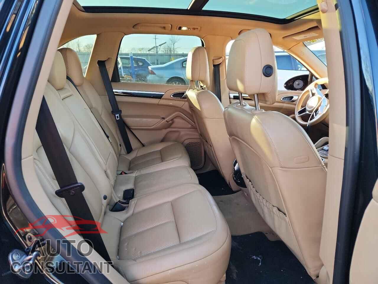 PORSCHE CAYENNE 2016 - WP1AB2A20GLA97041