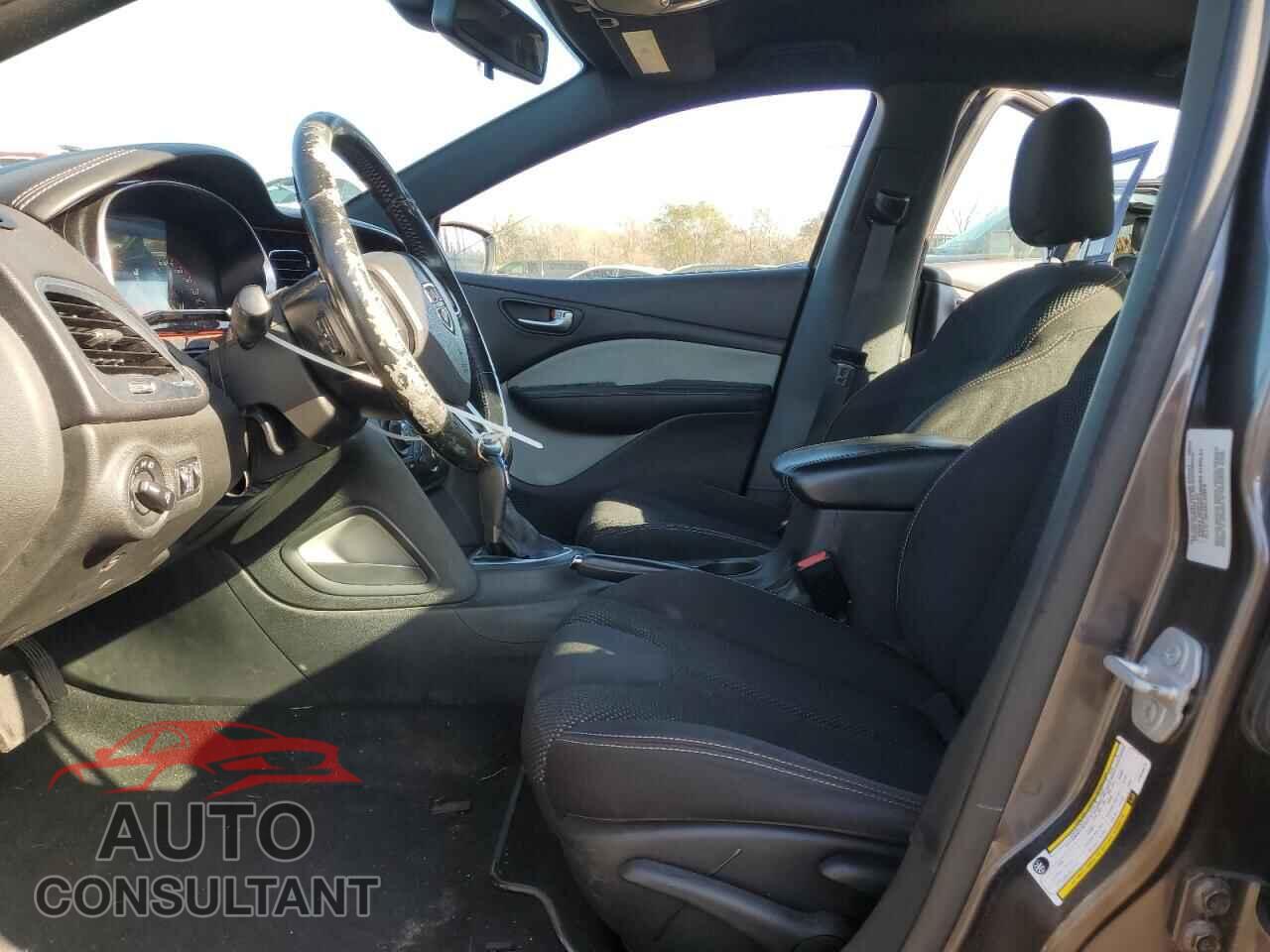 DODGE DART 2015 - 1C3CDFBBXFD320516