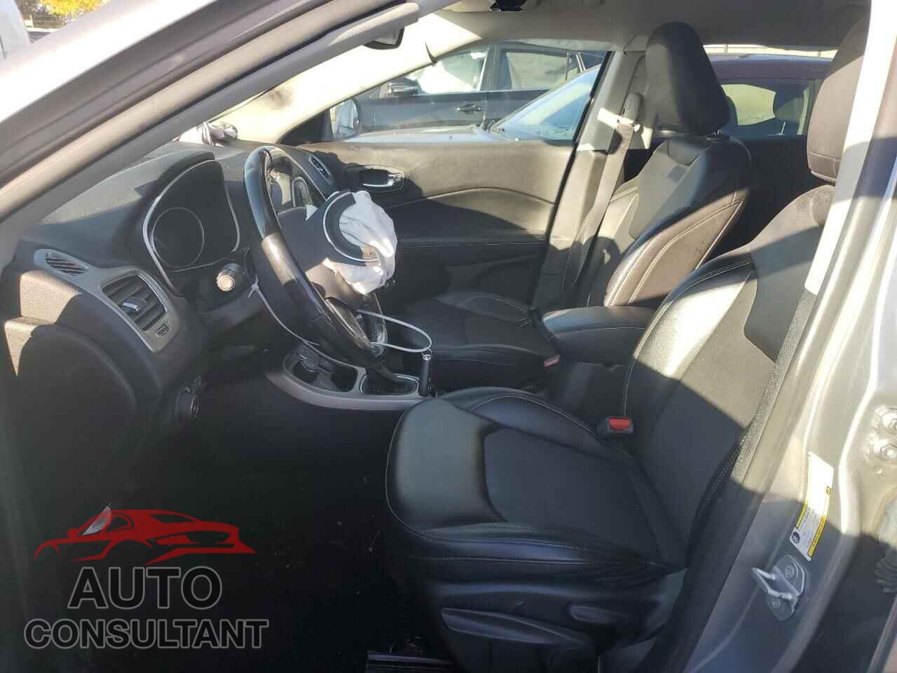 JEEP COMPASS 2019 - 3C4NJDBB2KT839291