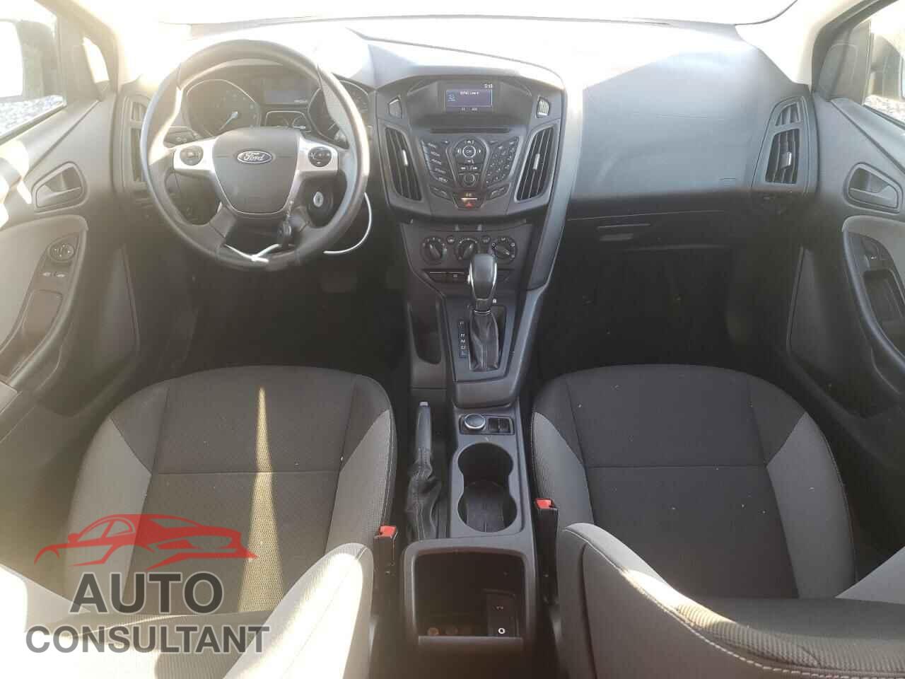 FORD FOCUS 2014 - 1FADP3E20EL399965