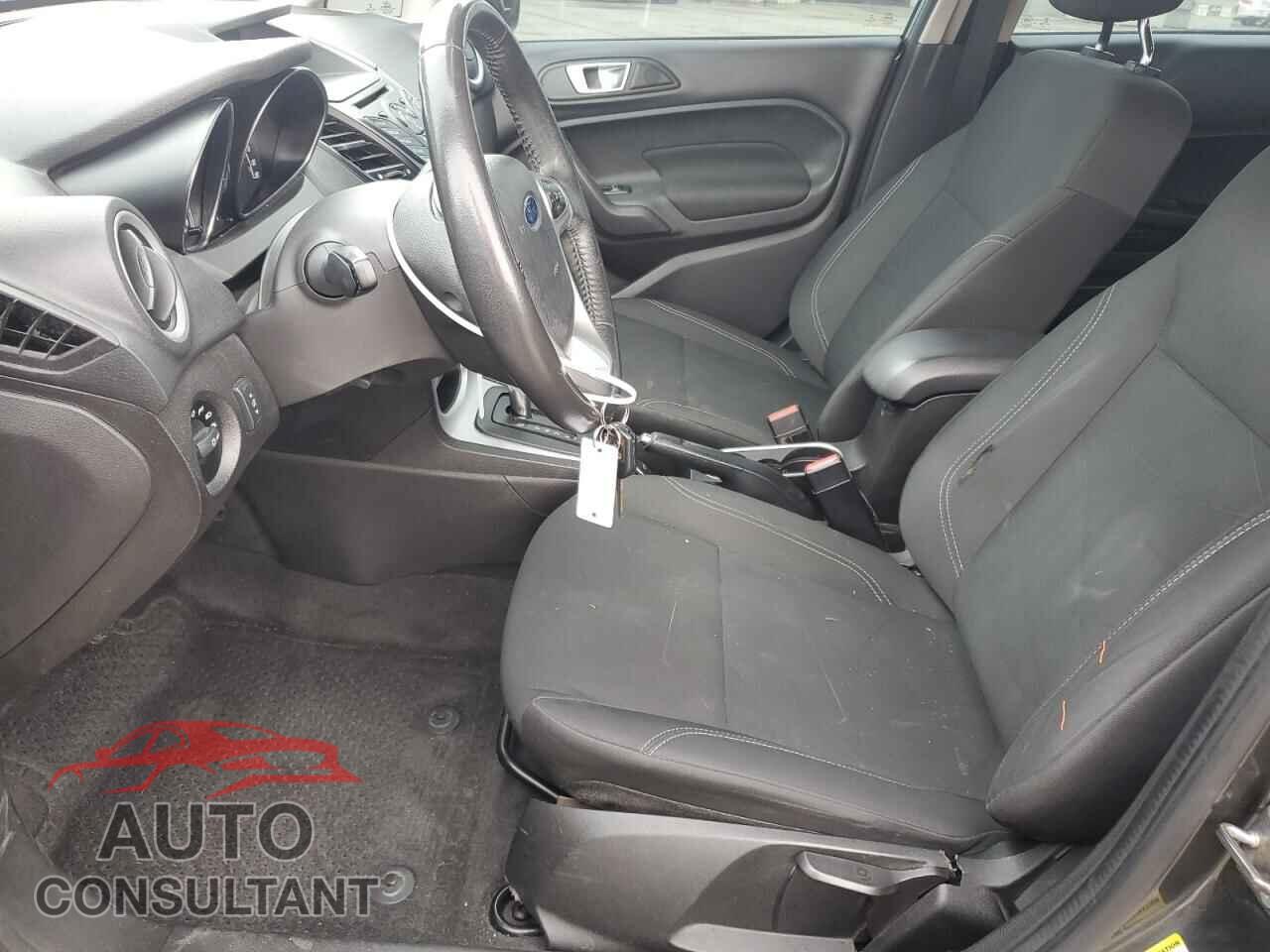 FORD FIESTA 2016 - 3FADP4EJ2GM147312