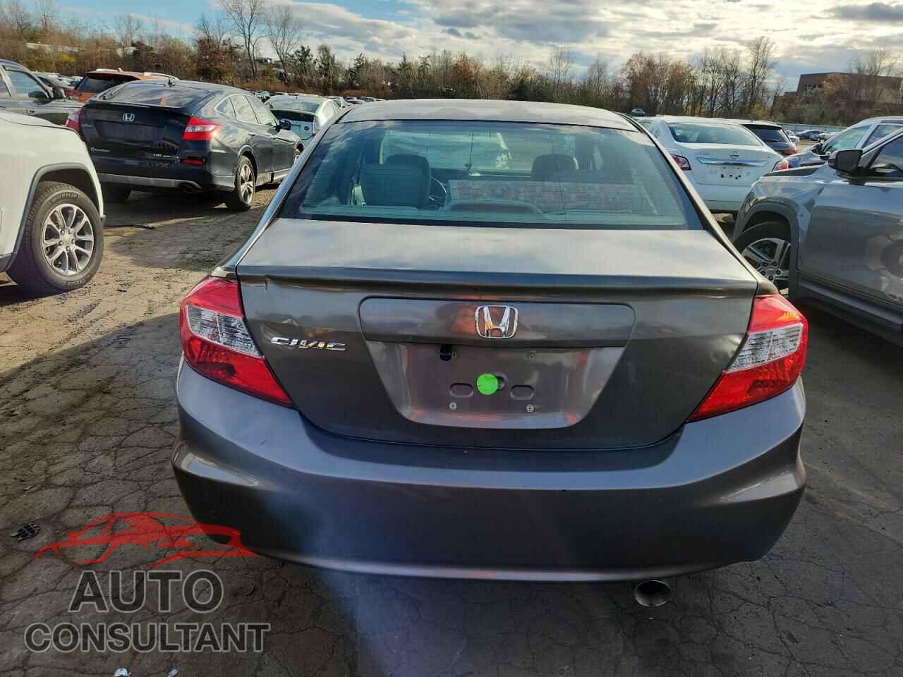 HONDA CIVIC 2012 - 2HGFB2F92CH552459