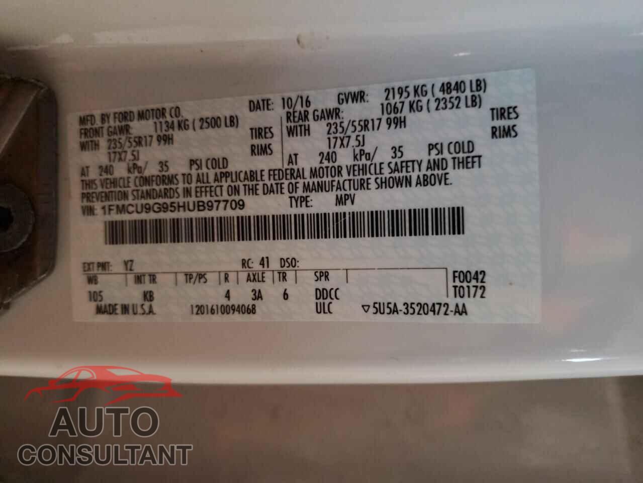 FORD ESCAPE 2017 - 1FMCU9G95HUB97709
