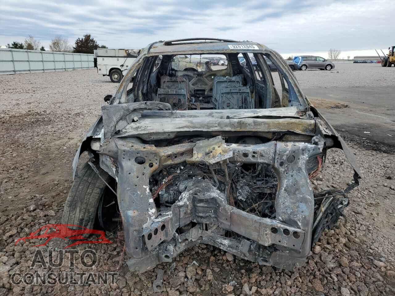 CHEVROLET TRAVERSE 2013 - 1GNKVJKD5DJ215882