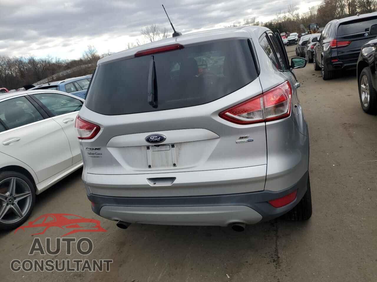 FORD ESCAPE 2015 - 1FMCU9GX4FUA73071