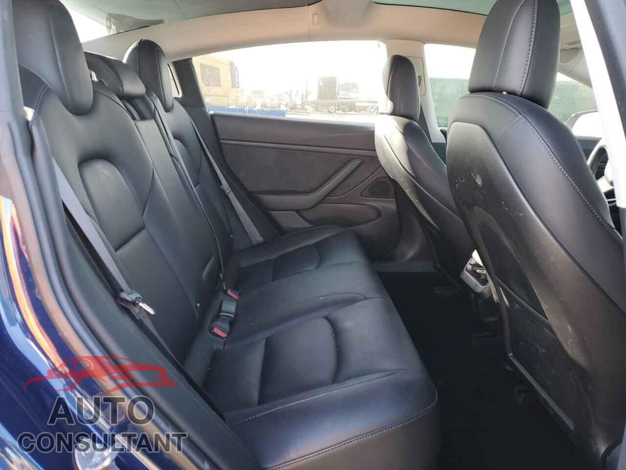 TESLA MODEL 3 2018 - 5YJ3E1EAXJF042488