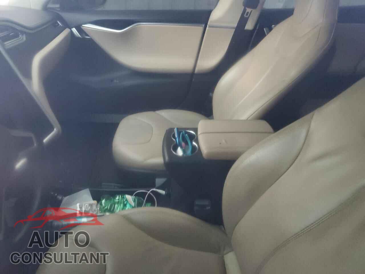 TESLA MODEL S 2013 - 5YJSA1DN1DFP18908