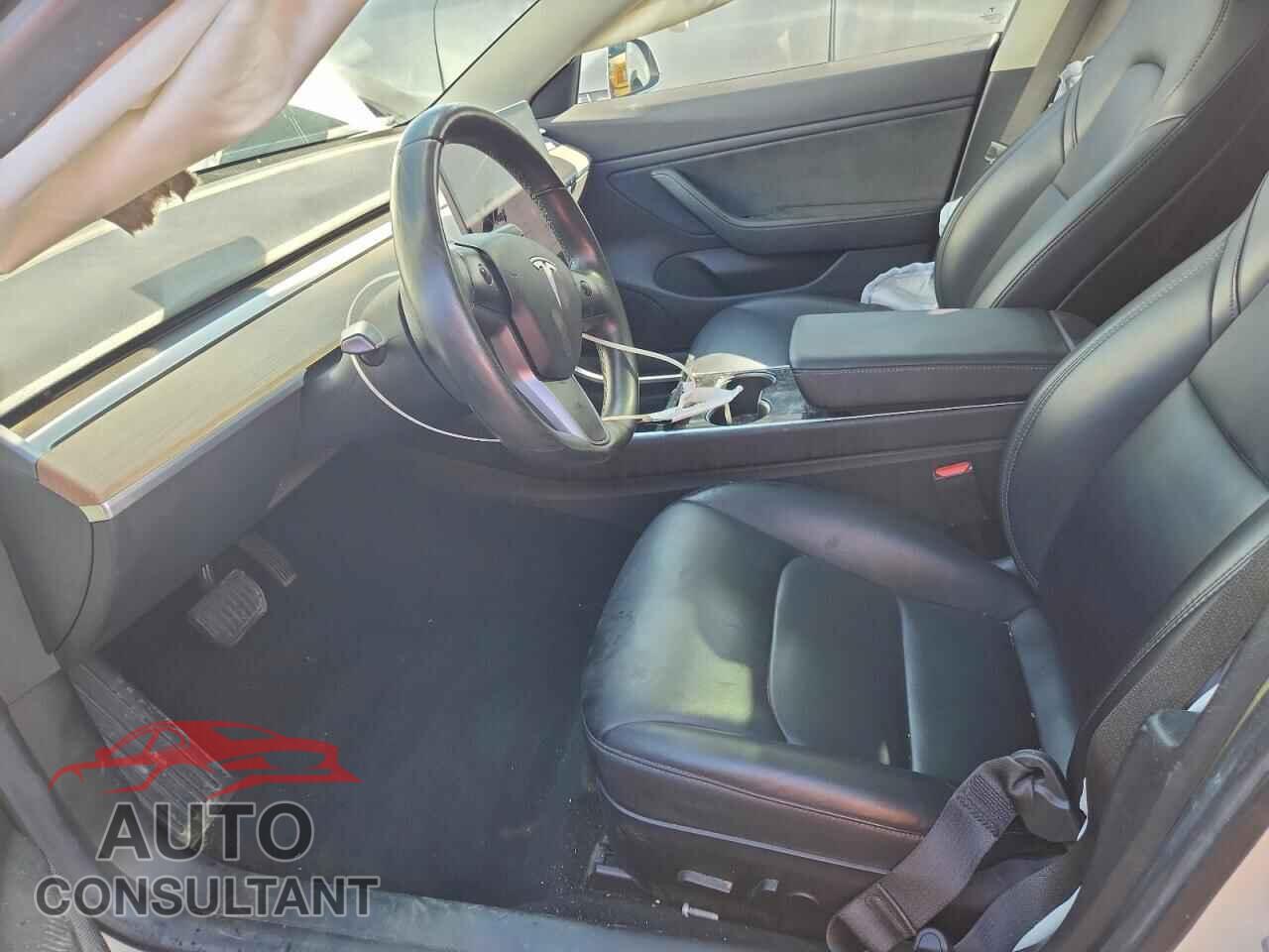 TESLA MODEL 3 2018 - 5YJ3E1EA5JF025369