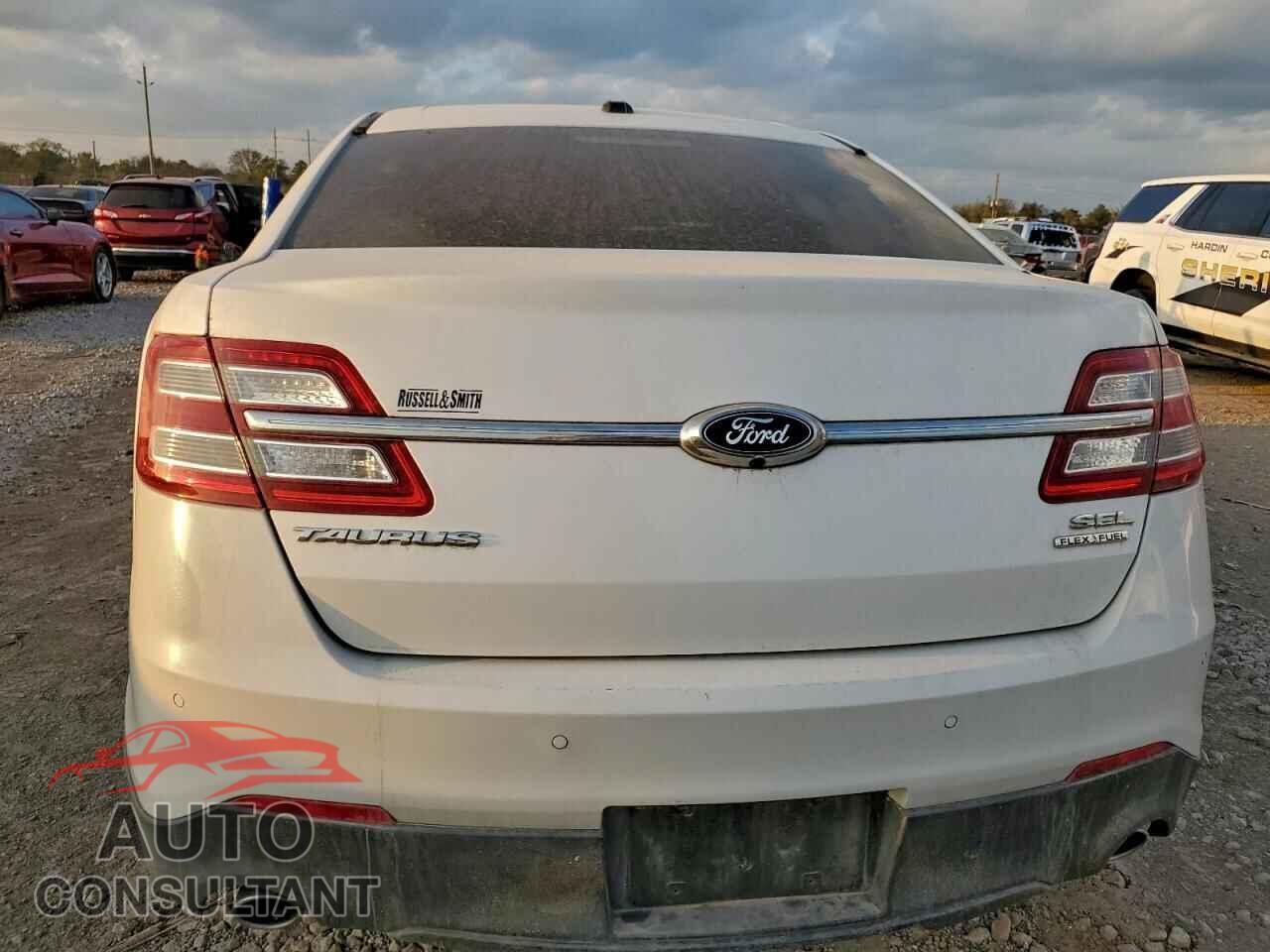 FORD TAURUS 2015 - 1FAHP2E86FG174881