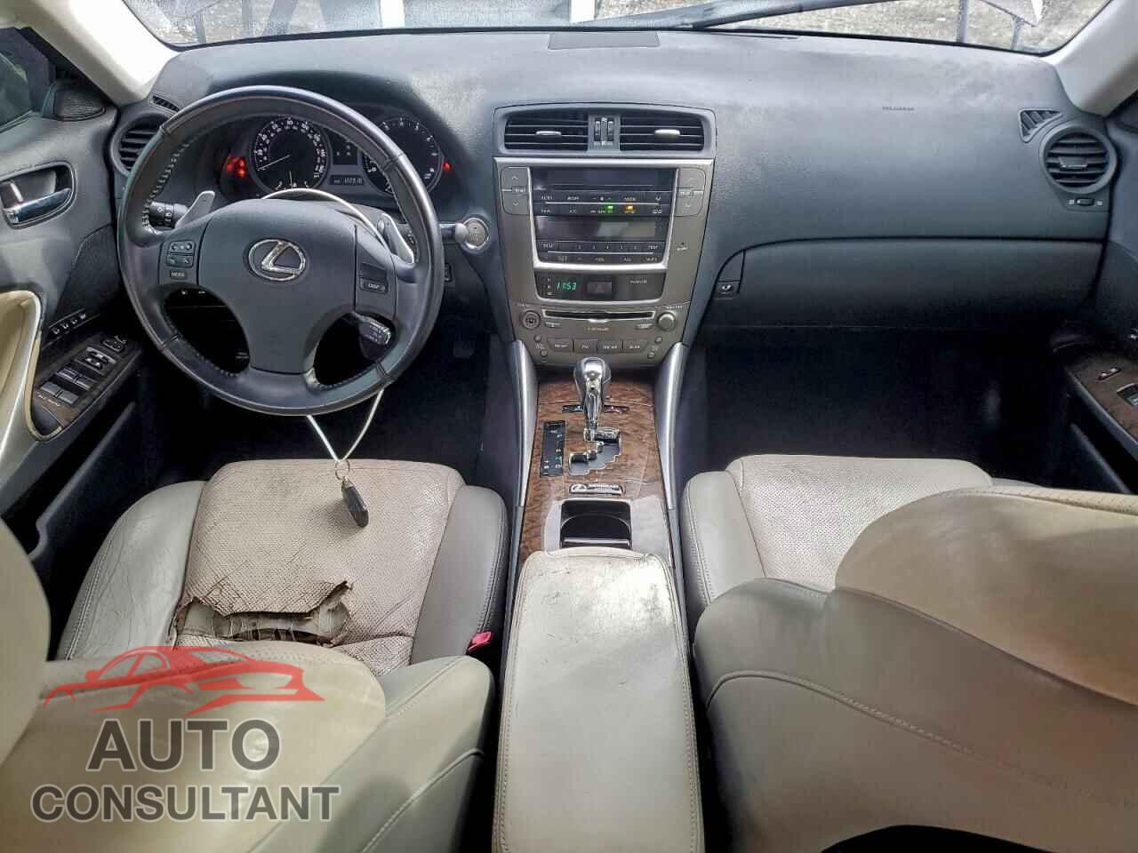 LEXUS IS 2009 - JTHBE262092017380