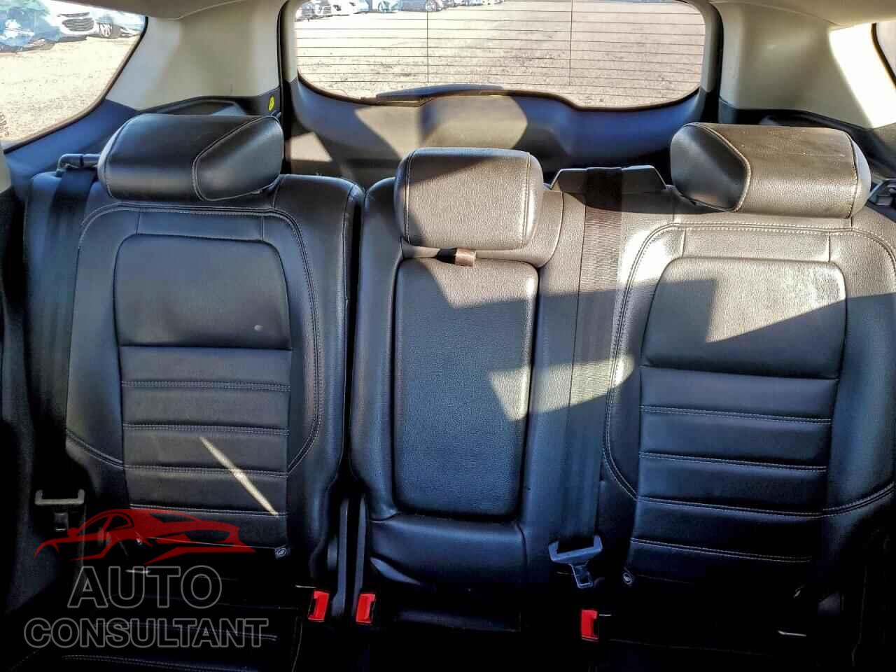 FORD ESCAPE 2017 - 1FMCU0JD5HUE43358