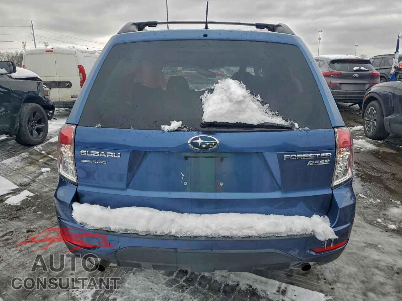 SUBARU FORESTER 2013 - JF2SHADC8DH420982