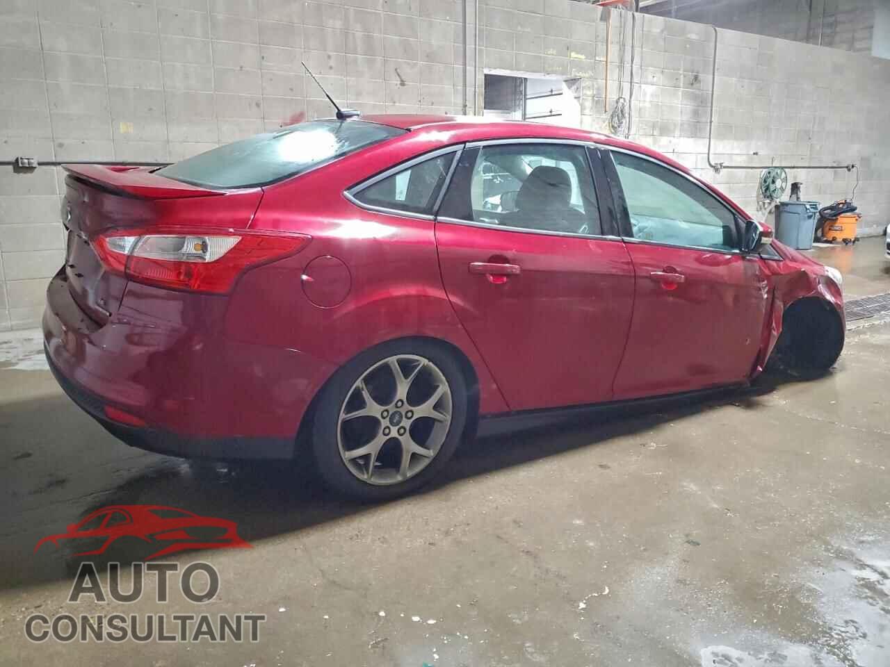 FORD FOCUS 2014 - 1FADP3F27EL110482
