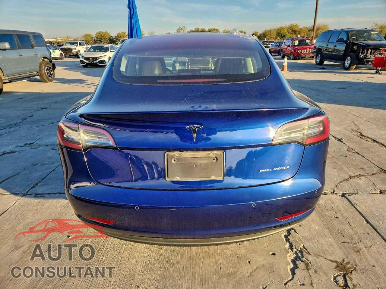 TESLA MODEL 3 2018 - 5YJ3E1EB2JF130802