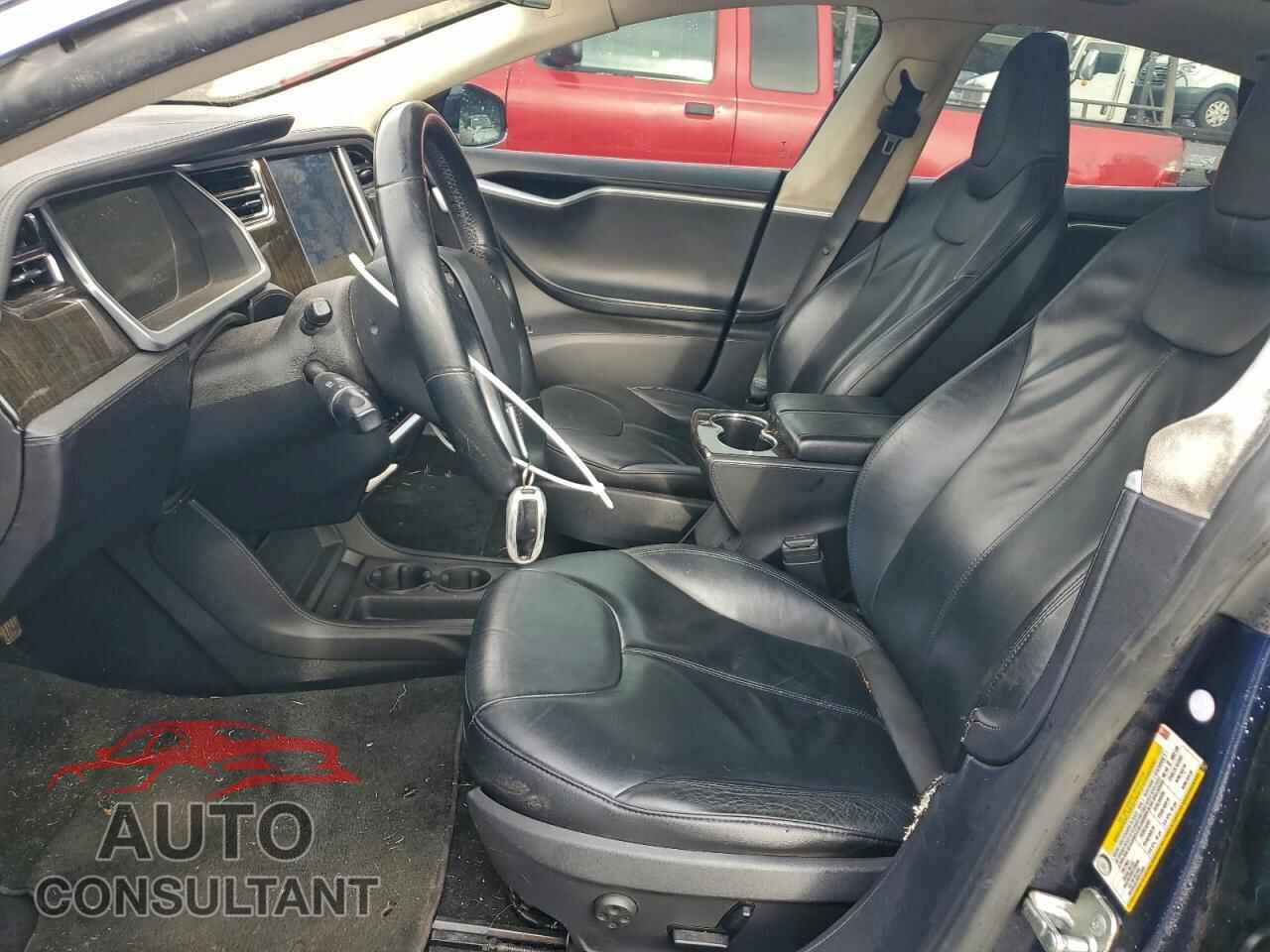 TESLA MODEL S 2013 - 5YJSA1AG7DFP09555
