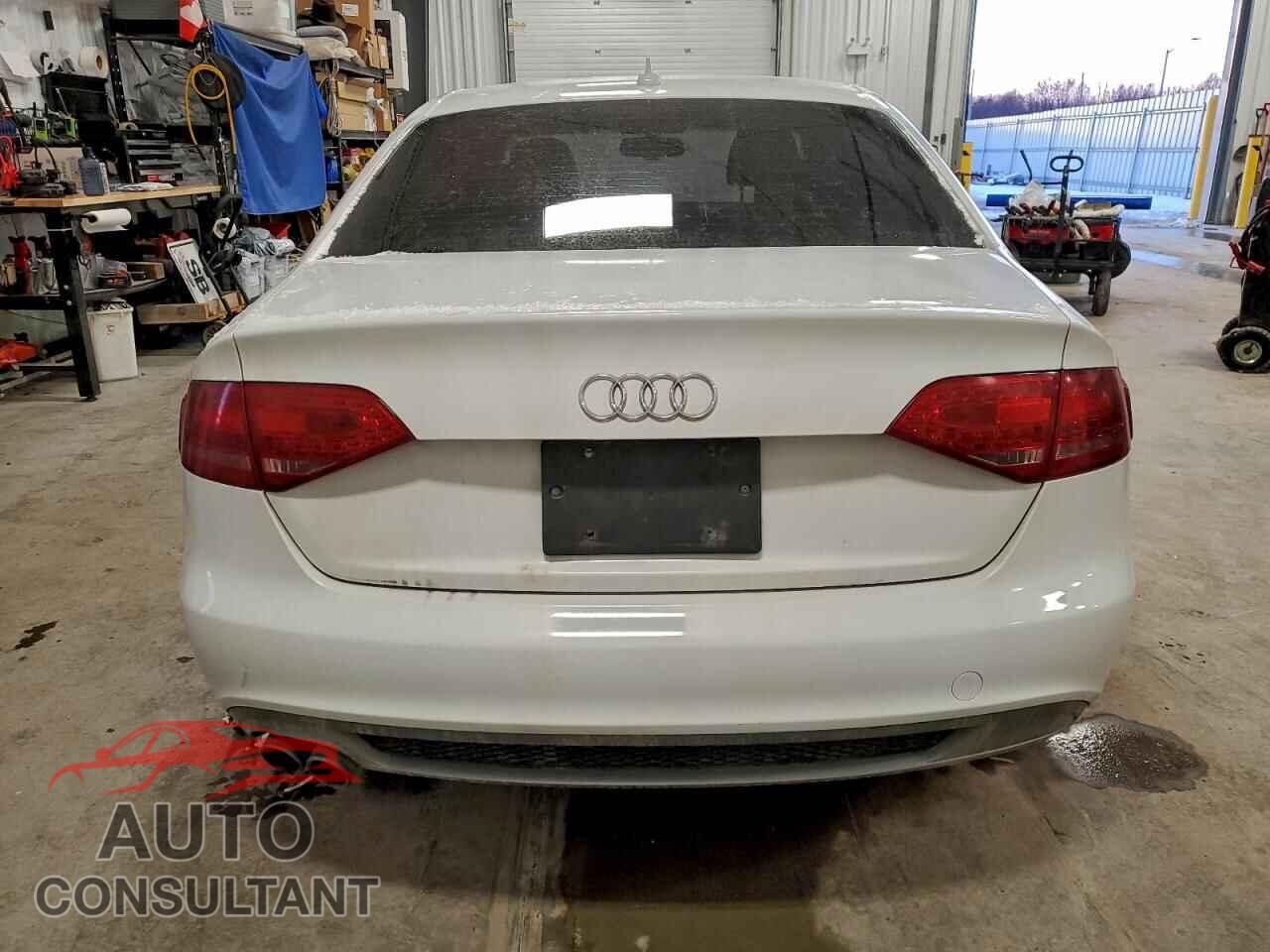 AUDI A4 2012 - WAUHFCFL5CA117248
