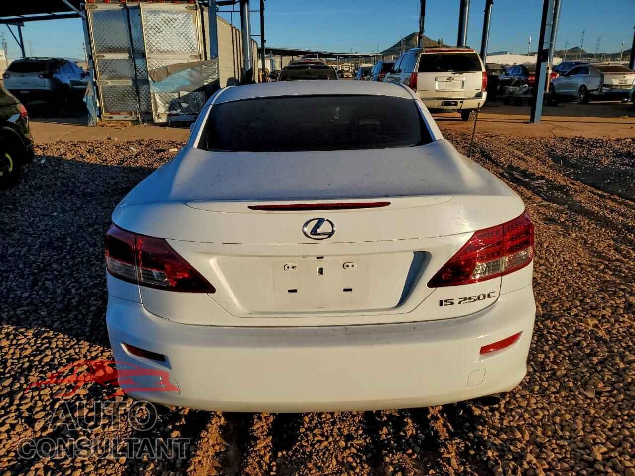 LEXUS IS 2013 - JTHFF2C26D2526935