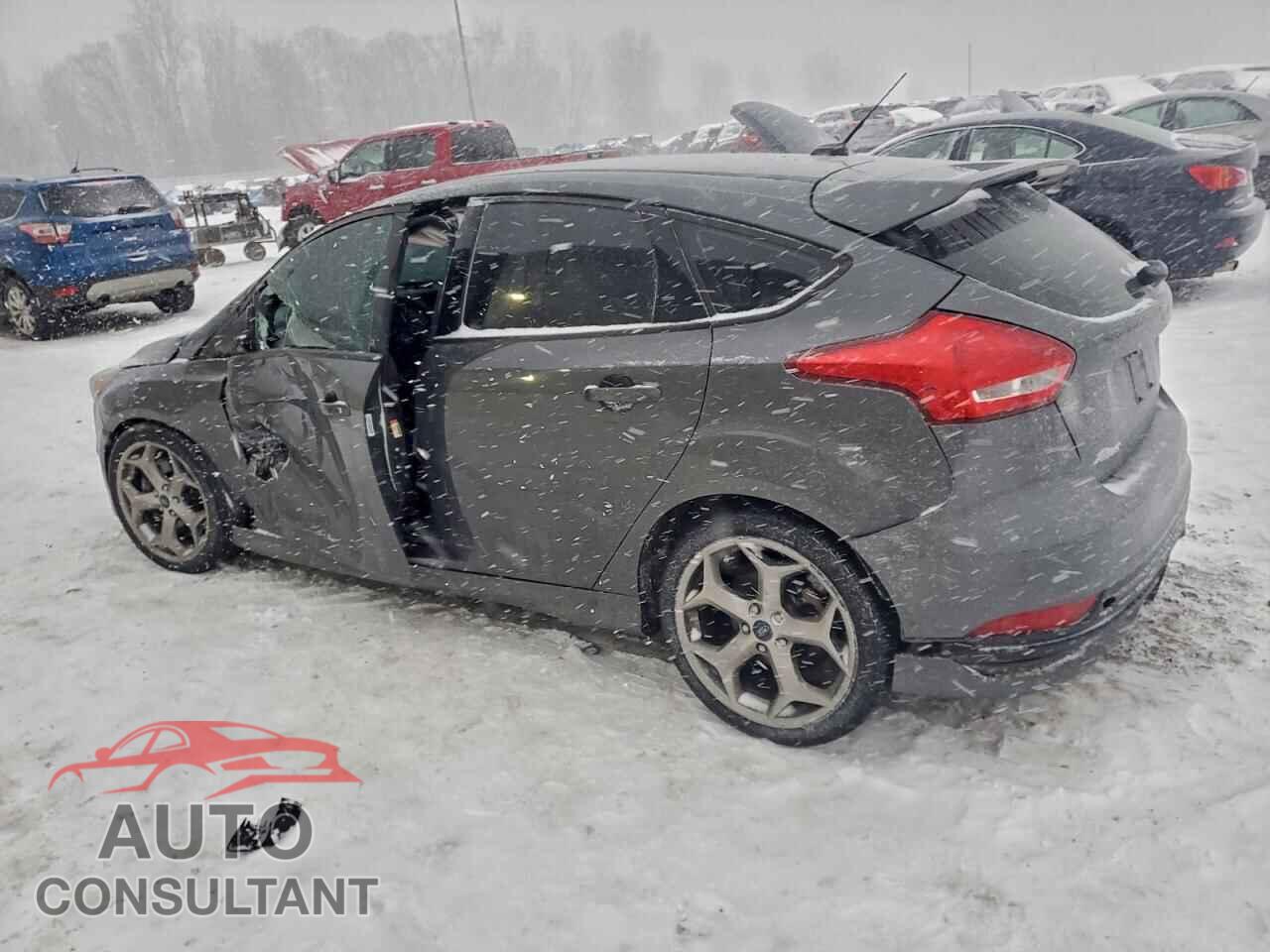 FORD FOCUS 2017 - 1FADP3L93HL273698