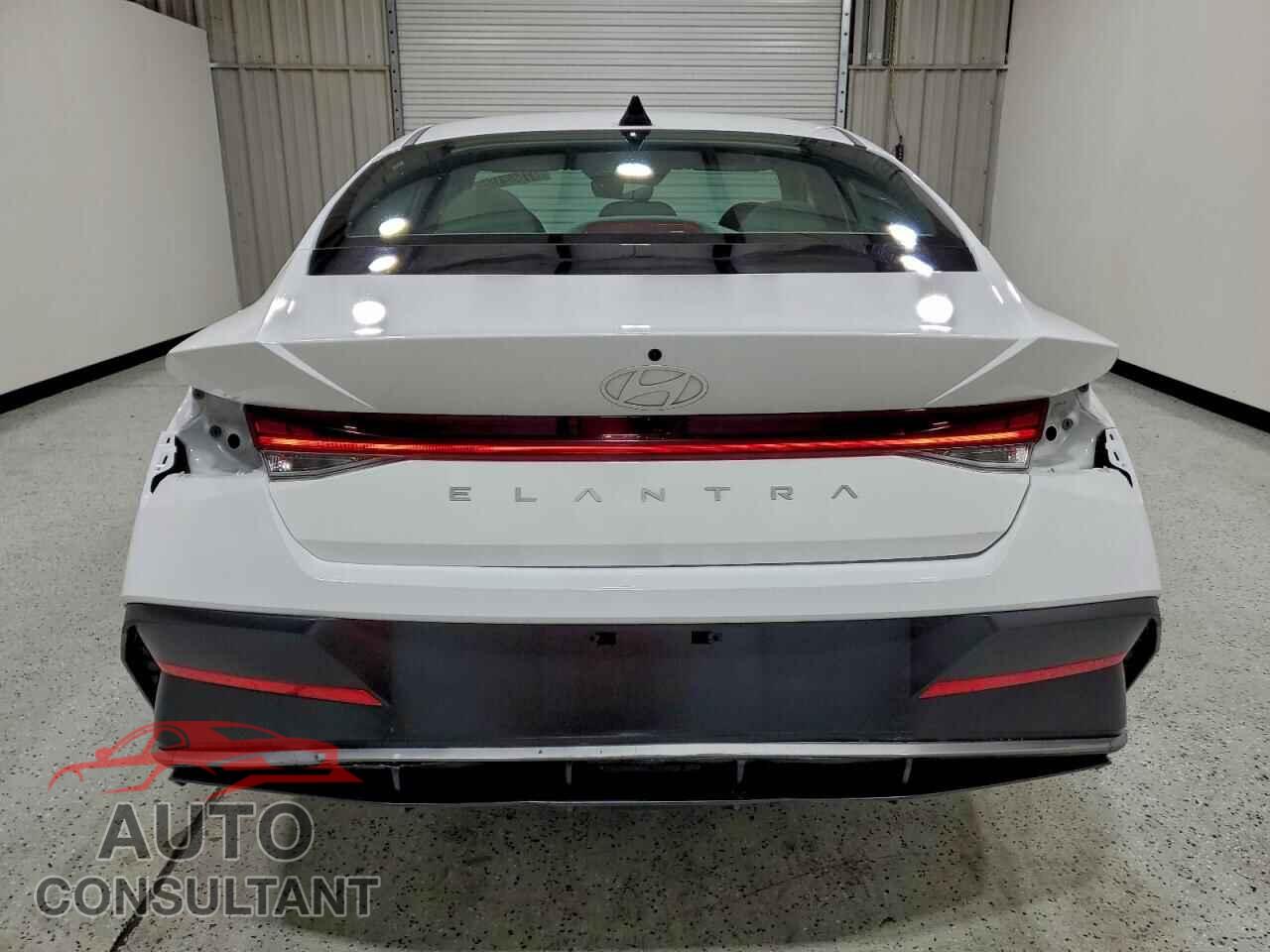 HYUNDAI ELANTRA 2025 - KMHLS4DG6SU920342