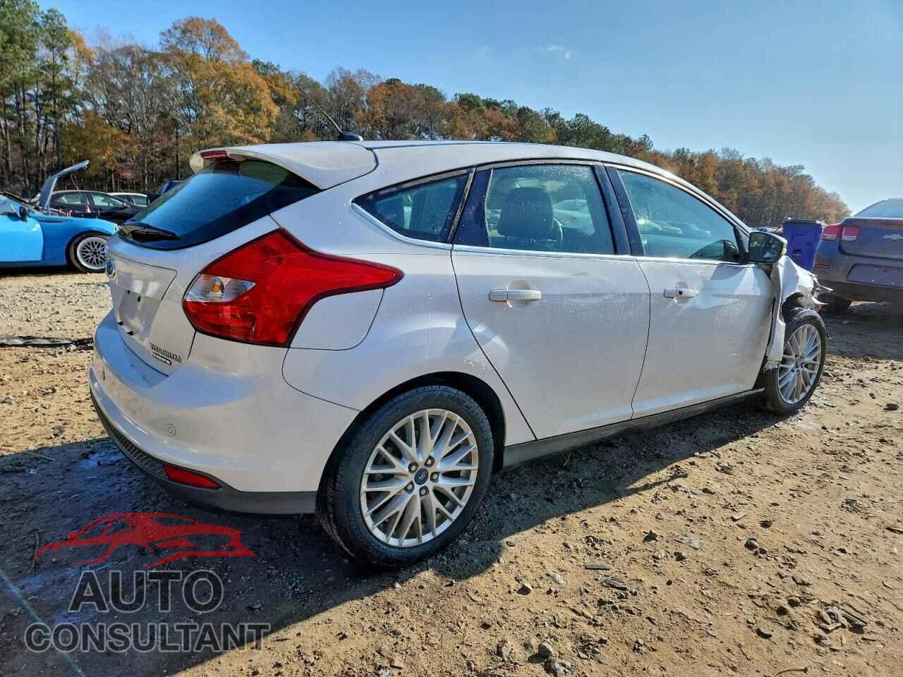 FORD FOCUS 2013 - 1FADP3N23DL286526
