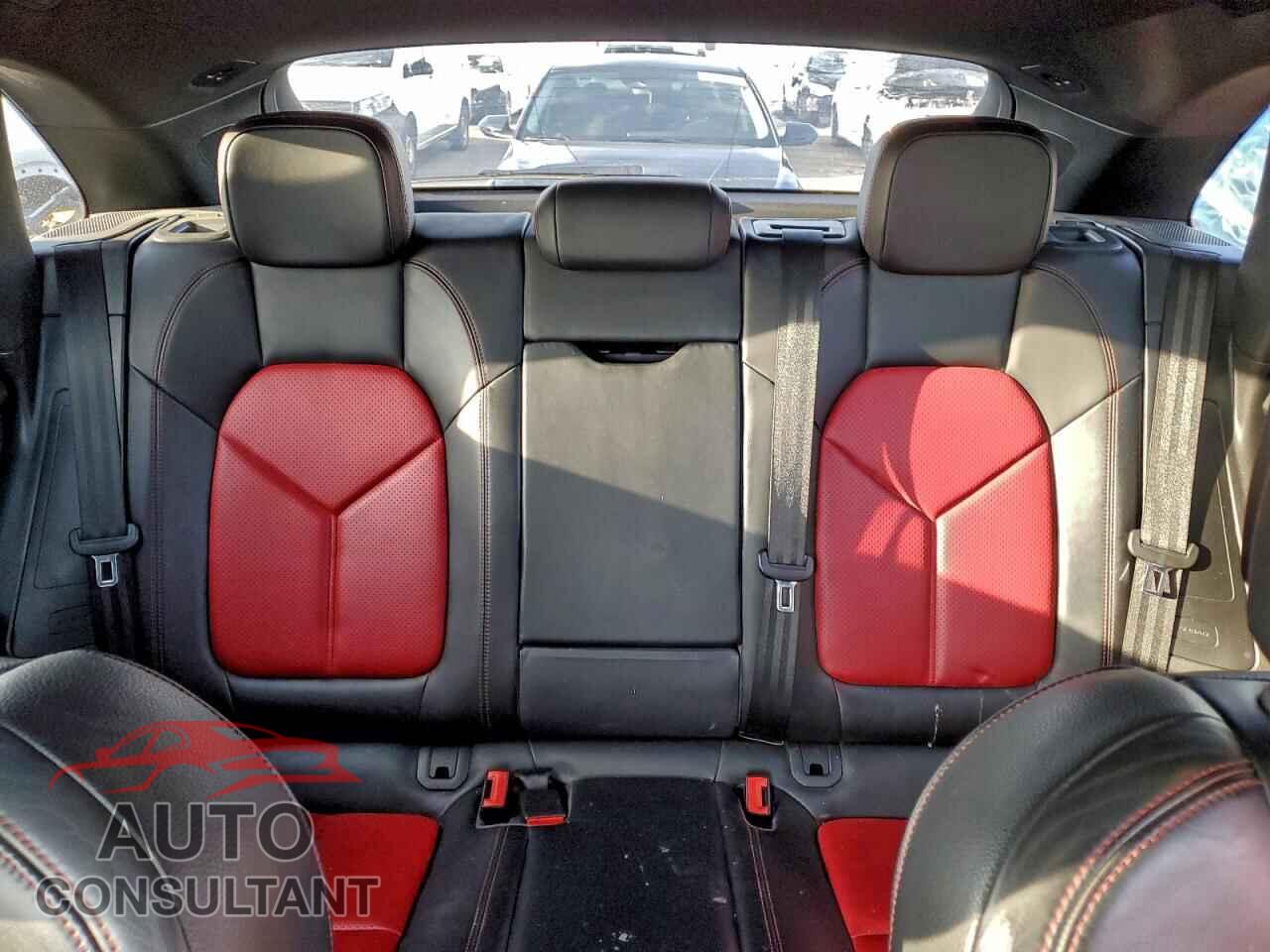 PORSCHE MACAN 2017 - WP1AB2A59HLB19369