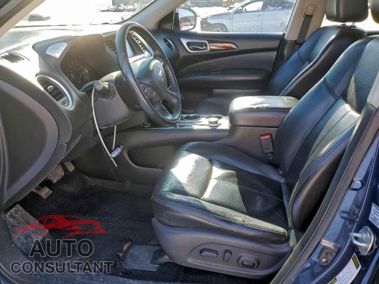 NISSAN PATHFINDER 2013 - 5N1AR2MM7DC640807